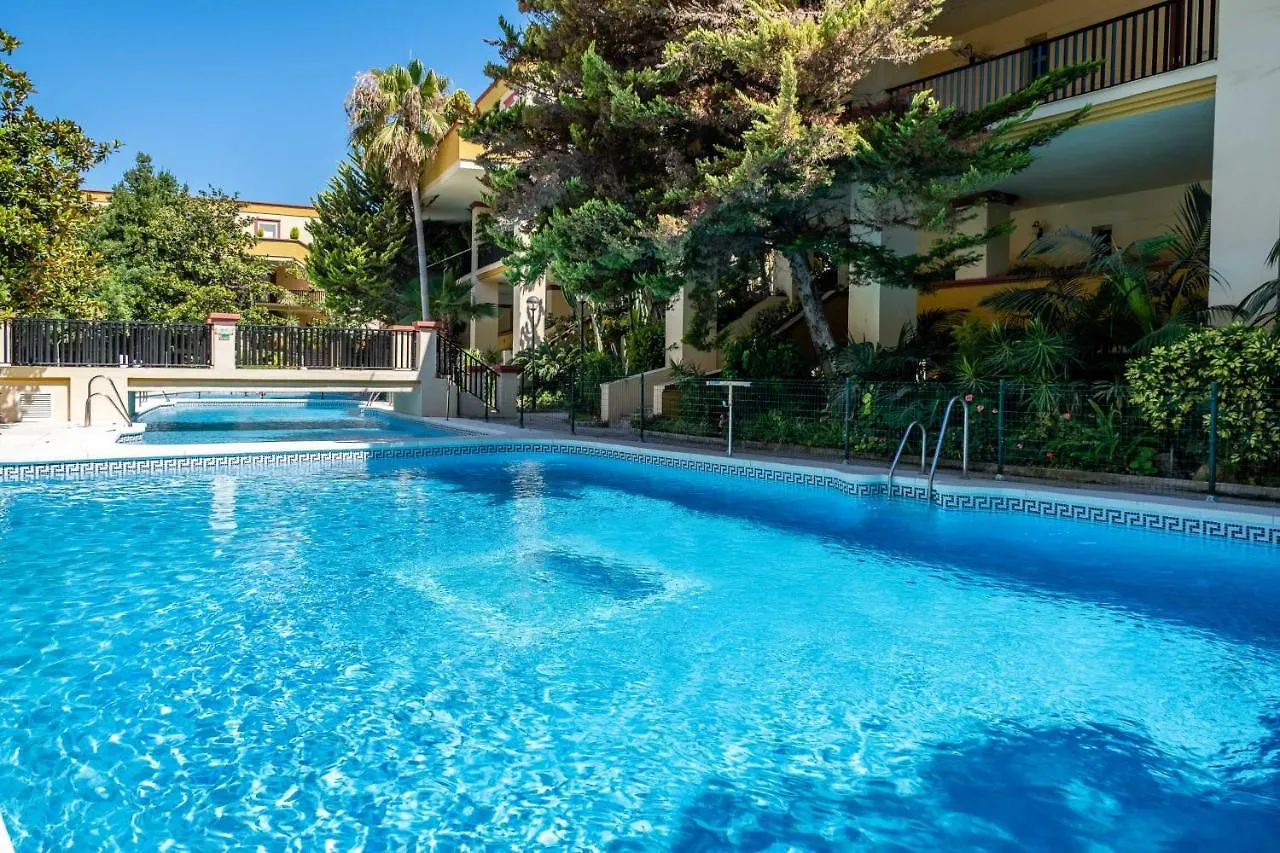 Queen Marbella - Romana Playa 스페인