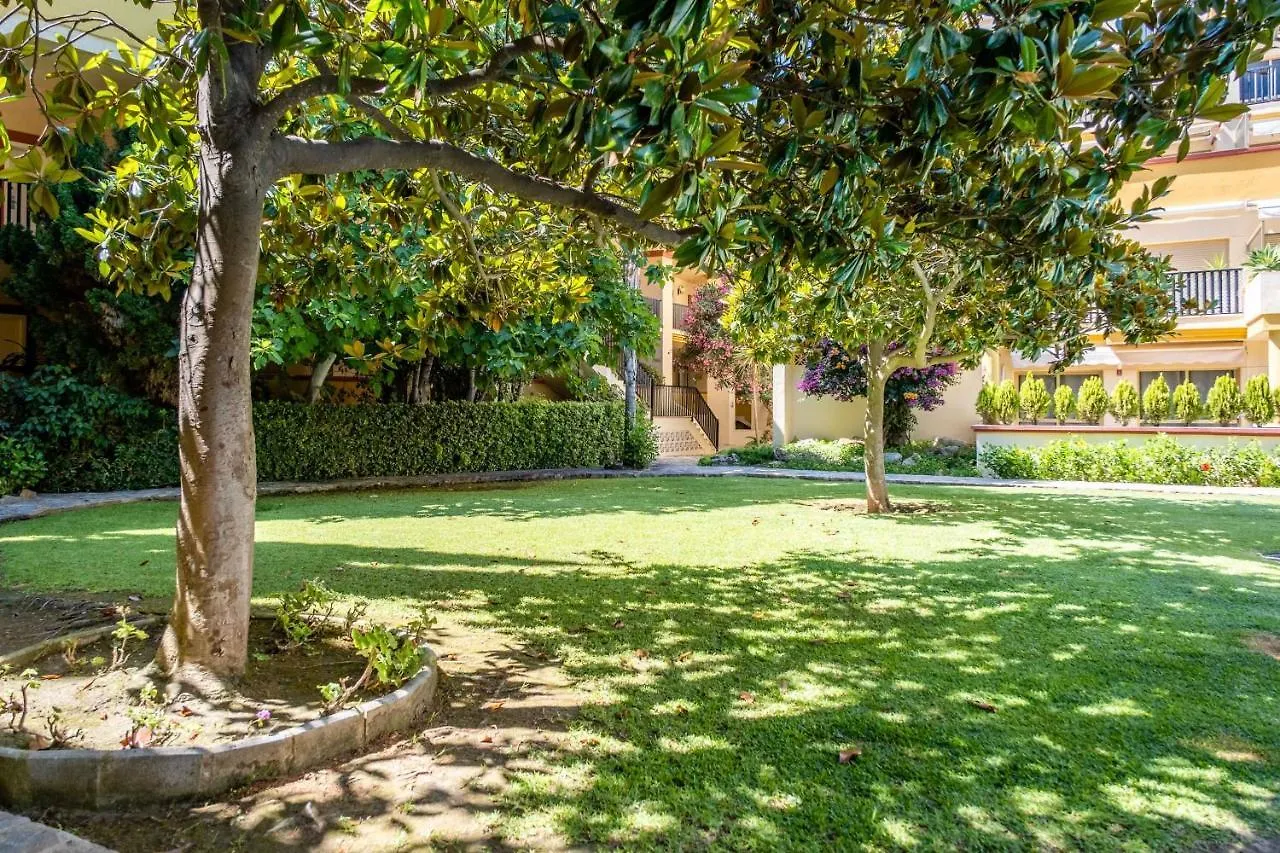 Queen Marbella - Romana Playa Apartment